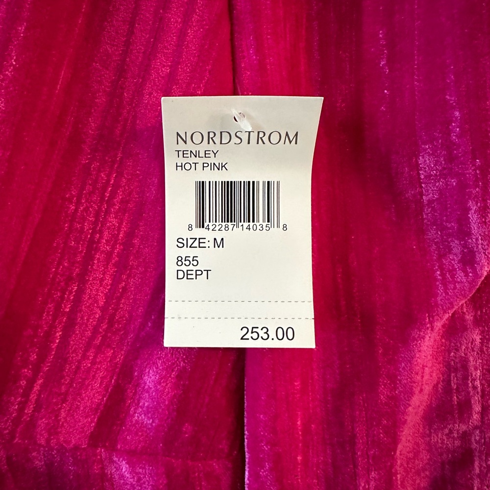 MEDIUM Women’s Saylor Tenley Pink Puff Long Sleeve Velvet Mini Dress NWT - Picture 5 of 14